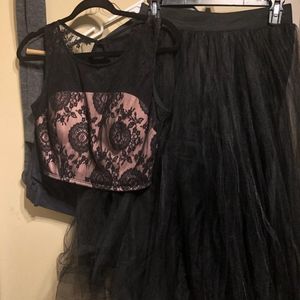 Two piece skirt set